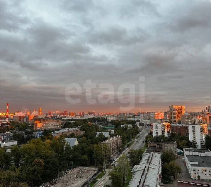Продаётся 2-комнатная квартира, 57.2 м²