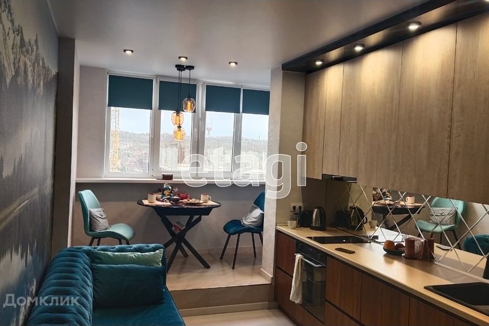 Продаётся 1-комнатная квартира, 42 м²