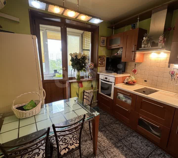 Продаётся 3-комнатная квартира, 62 м²