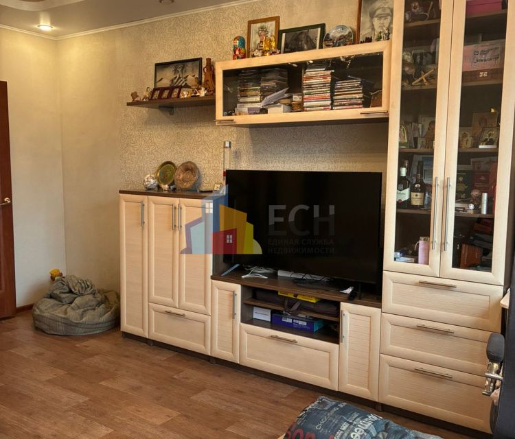 Продаётся 4-комнатная квартира, 77.6 м²
