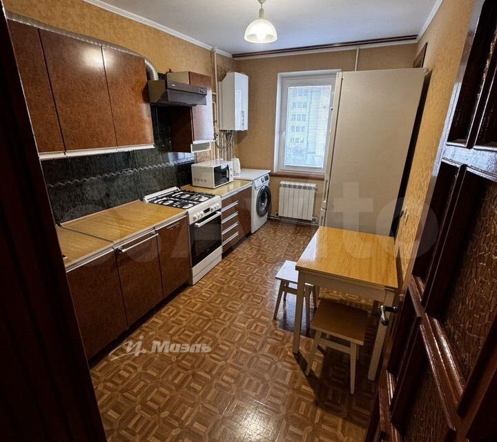 Продаётся 2-комнатная квартира, 62.3 м²