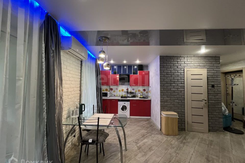 Продаётся 1-комнатная квартира, 38 м²