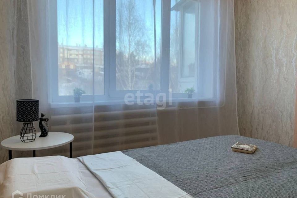 Продаётся 3-комнатная квартира, 47.6 м²