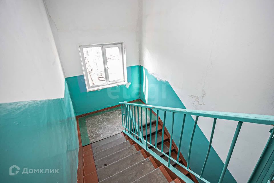 Продаётся 4-комнатная квартира, 60.1 м²