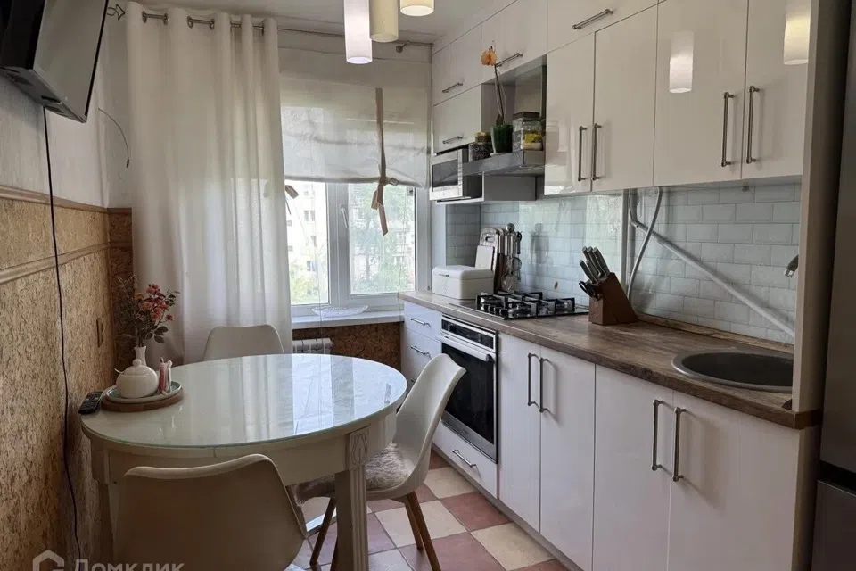 Продаётся 3-комнатная квартира, 54 м²