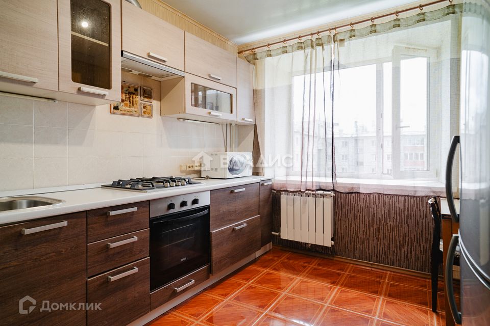 Продаётся 1-комнатная квартира, 37.8 м²