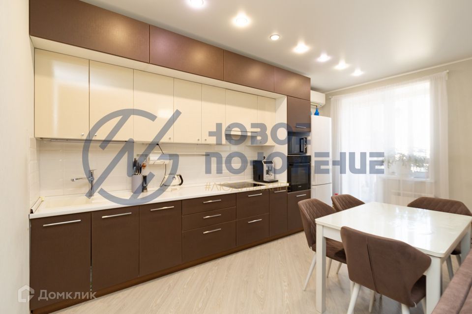 Продаётся 1-комнатная квартира, 58 м²