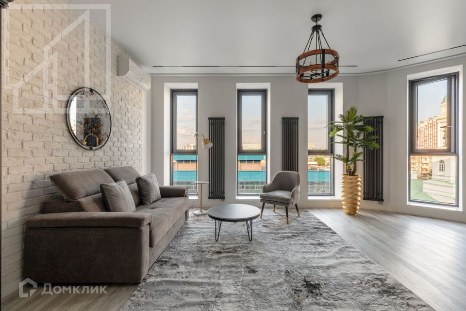 Сдаётся студия, 57 м²