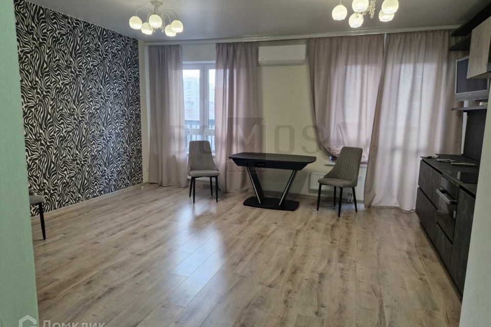 Сдаётся 2-комнатная квартира, 56.65 м²