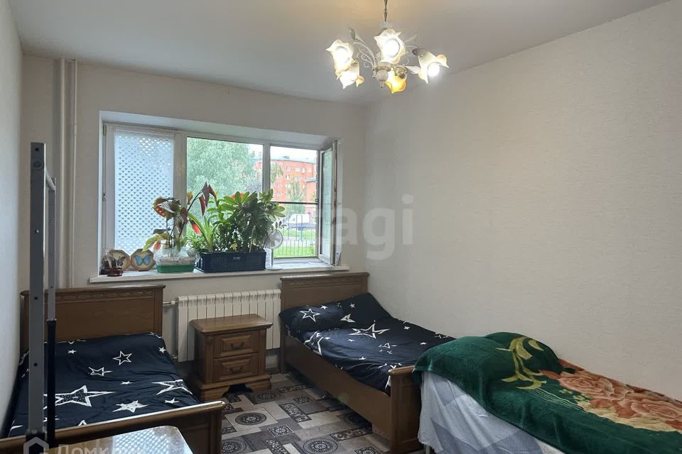 Продаётся 1-комнатная квартира, 41.9 м²