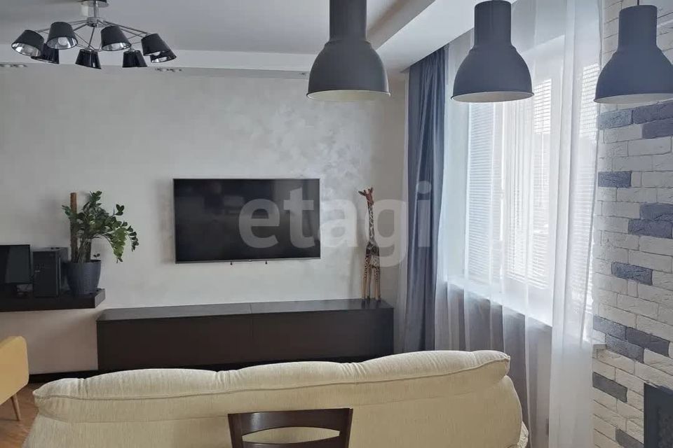 Продаётся 1-комнатная квартира, 43.1 м²