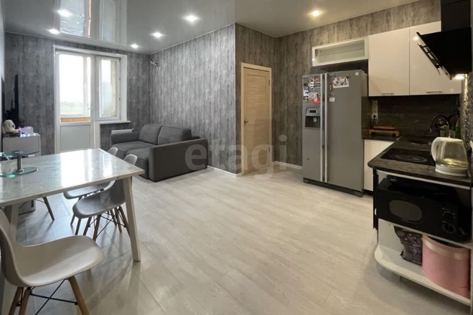 Продаётся 1-комнатная квартира, 52 м²