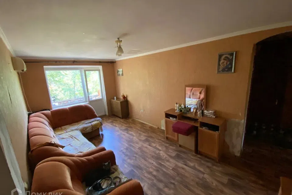 Продаётся 3-комнатная квартира, 58 м²