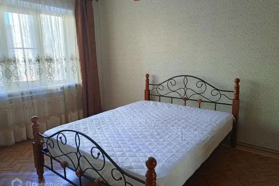 Сдаётся 2-комнатная квартира, 53 м²