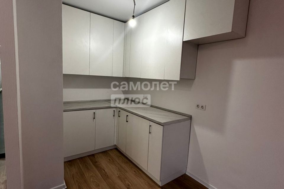 Продаётся 3-комнатная квартира, 58.44 м²