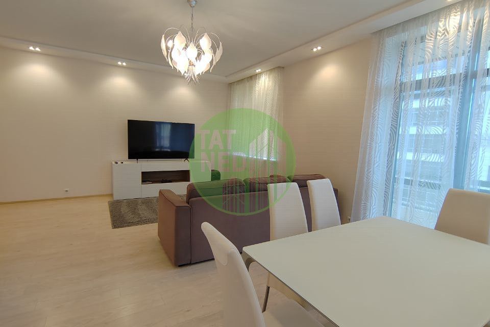 Продаётся 2-комнатная квартира, 78.2 м²