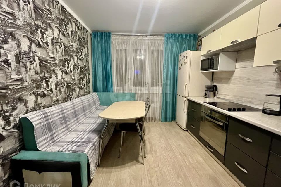 Продаётся 1-комнатная квартира, 40.8 м²