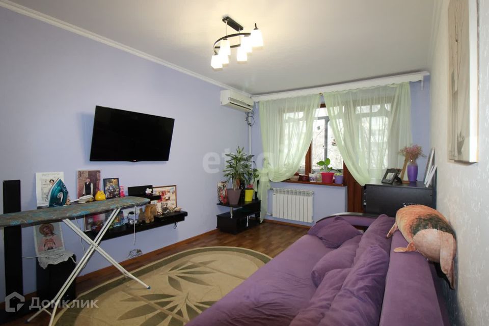 Продаётся 3-комнатная квартира, 68.4 м²
