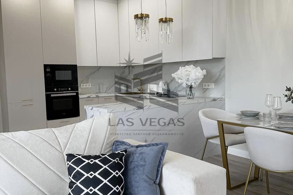 Сдаётся 3-комнатная квартира, 90 м²