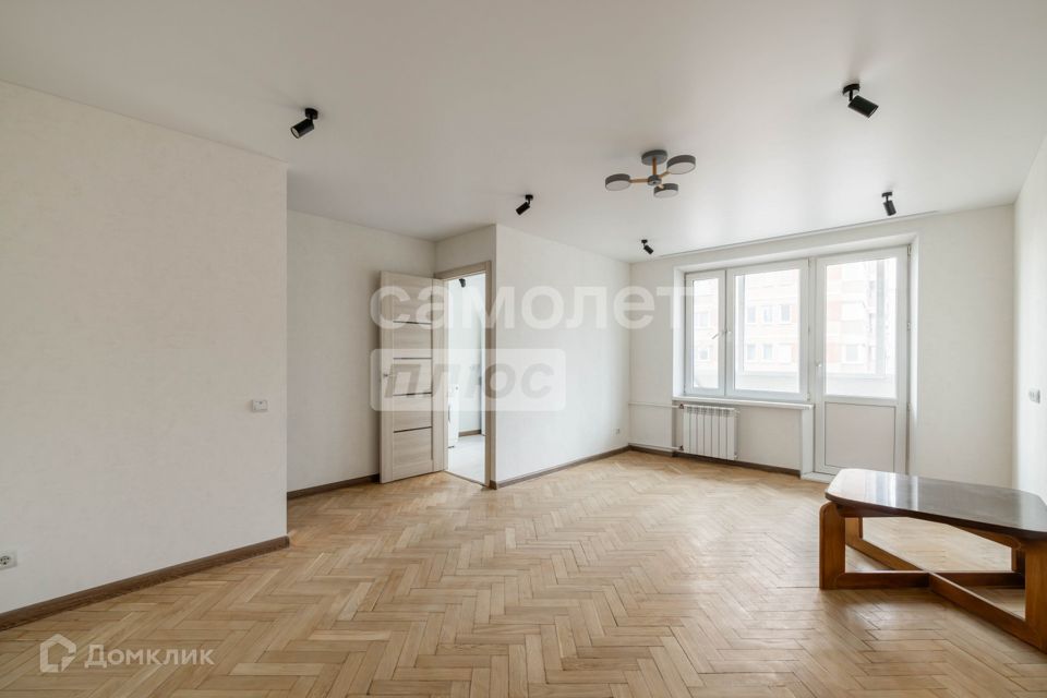 Продаётся 1-комнатная квартира, 32 м²