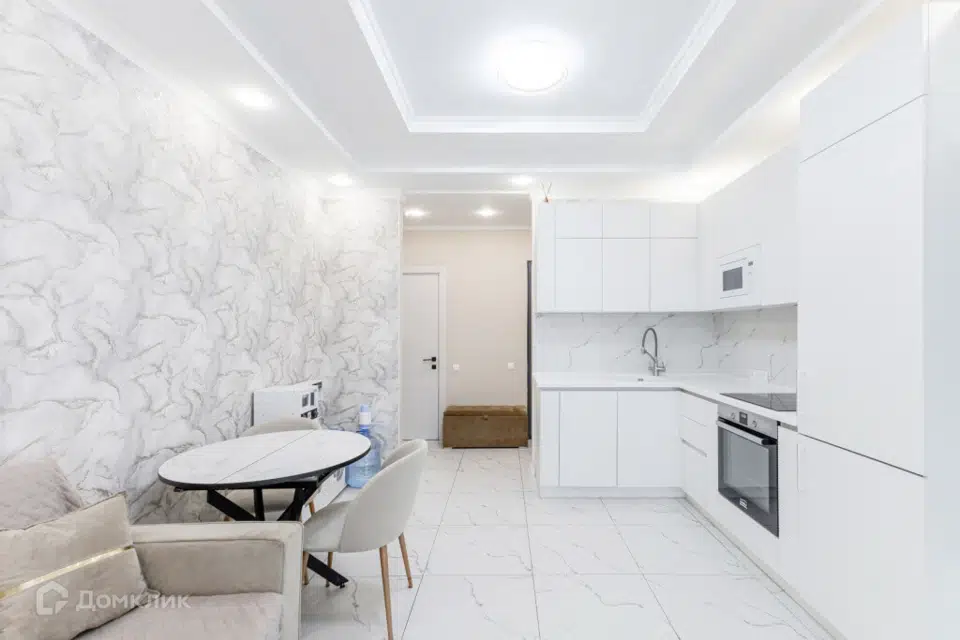 Продаётся 1-комнатная квартира, 45.3 м²