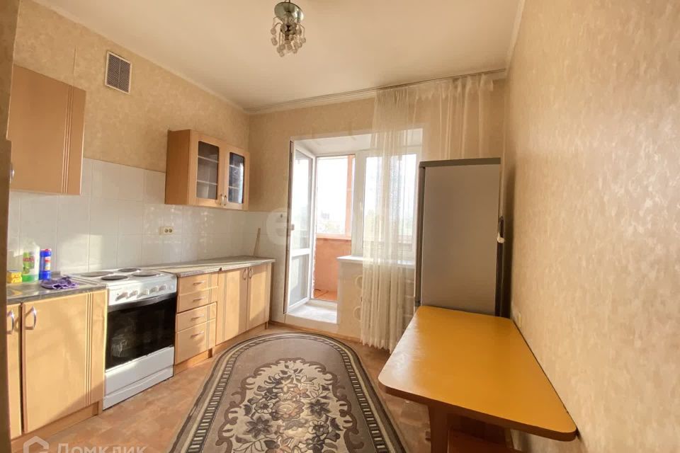 Продаётся 1-комнатная квартира, 40.2 м²