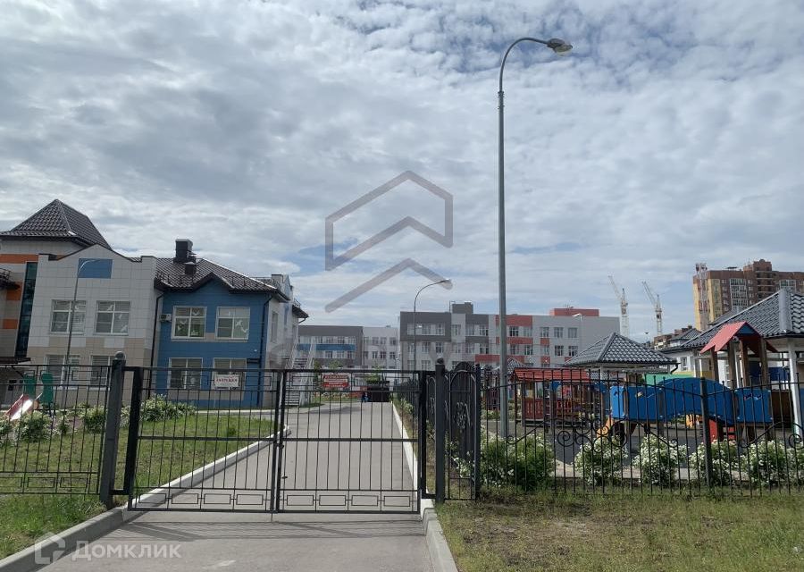 Продаётся 3-комнатная квартира, 75.3 м²