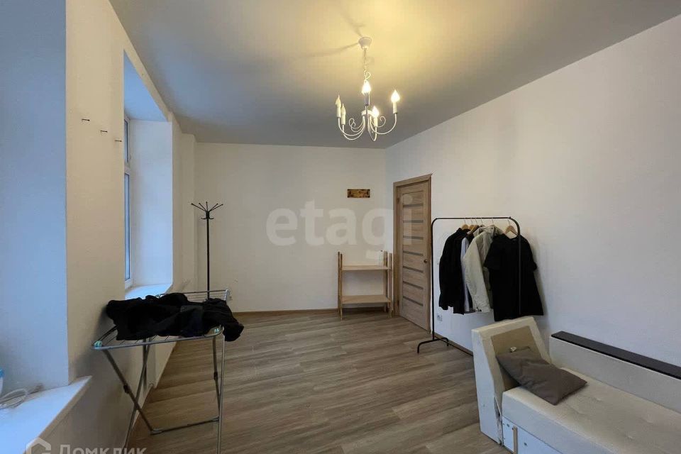 Продаётся 3-комнатная квартира, 72.3 м²