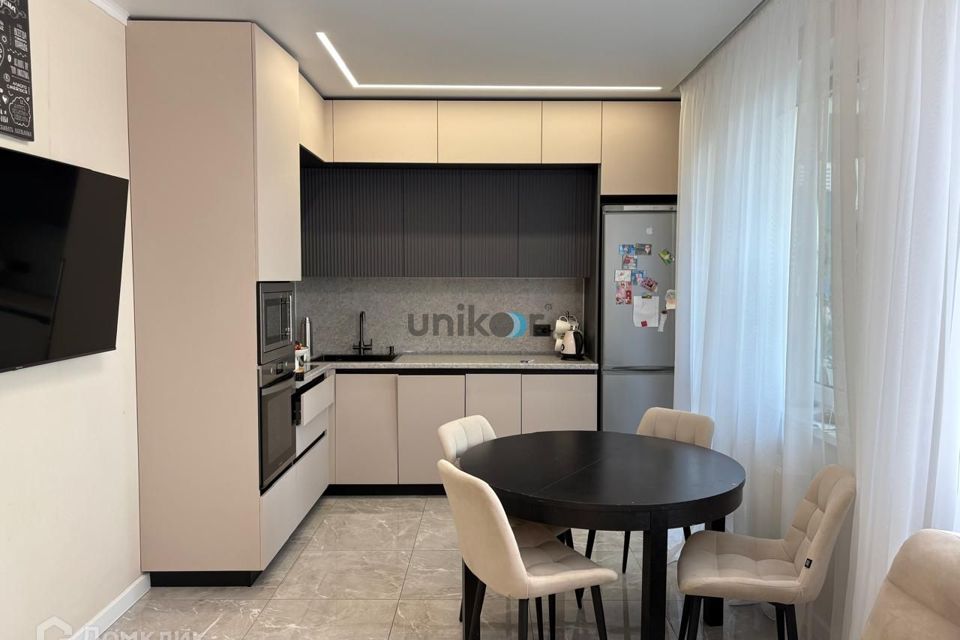 Продаётся 2-комнатная квартира, 57.3 м²