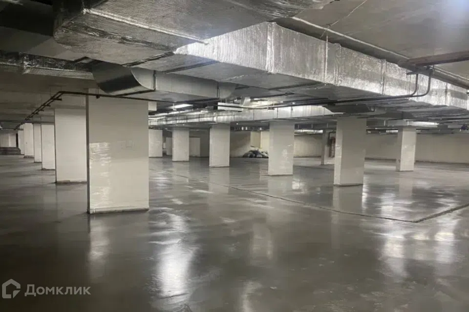 Продаётся машиноместо, 17 м²