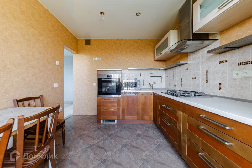 Продаётся 3-комнатная квартира, 64.1 м²