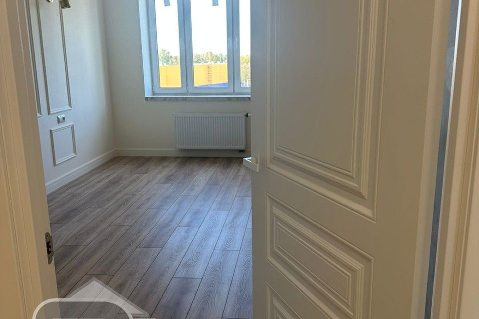 Продаётся 1-комнатная квартира, 42 м²