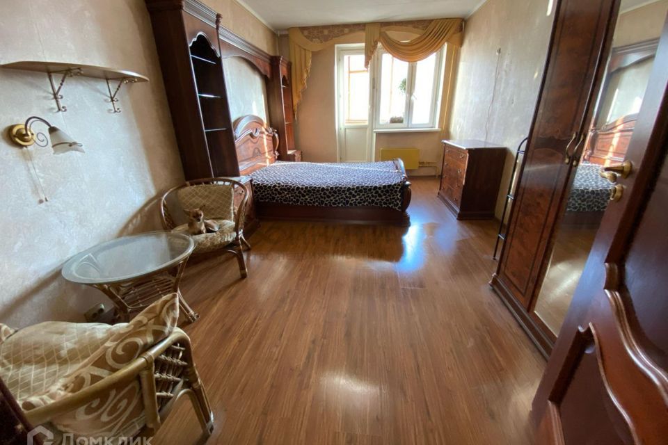 Продаётся 4-комнатная квартира, 96 м²