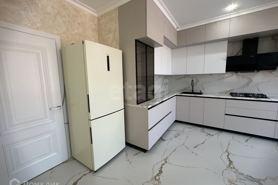 Продаётся 2-комнатная квартира, 88.1 м²