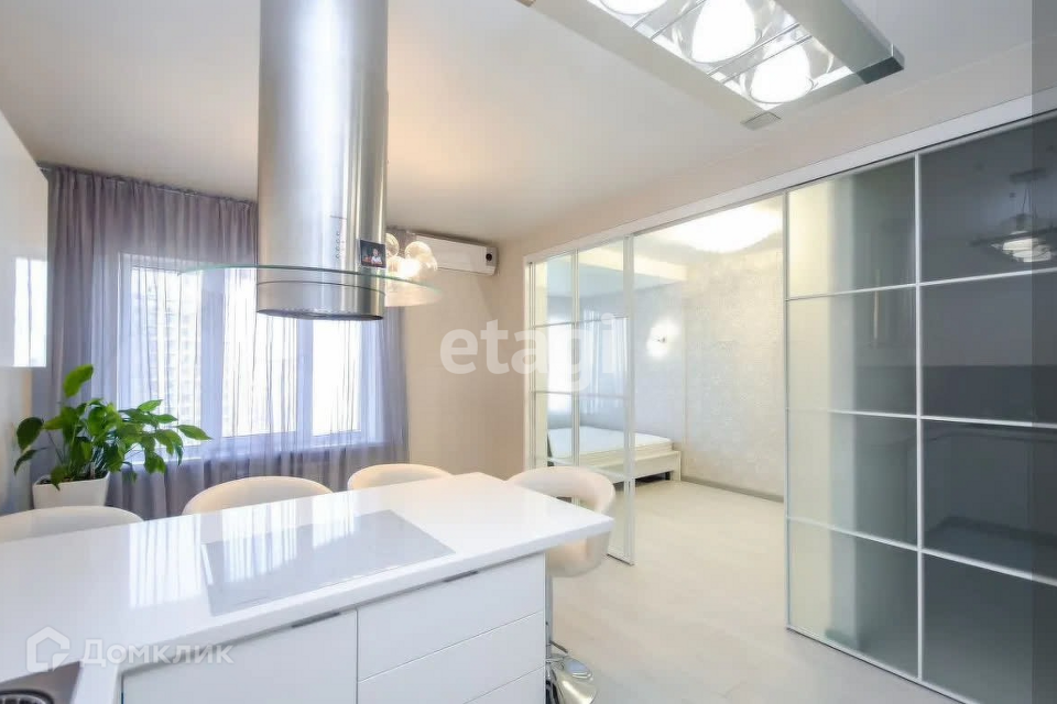 Продаётся 1-комнатная квартира, 38 м²