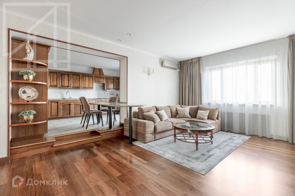 Сдаётся 5-комнатная квартира, 177 м²