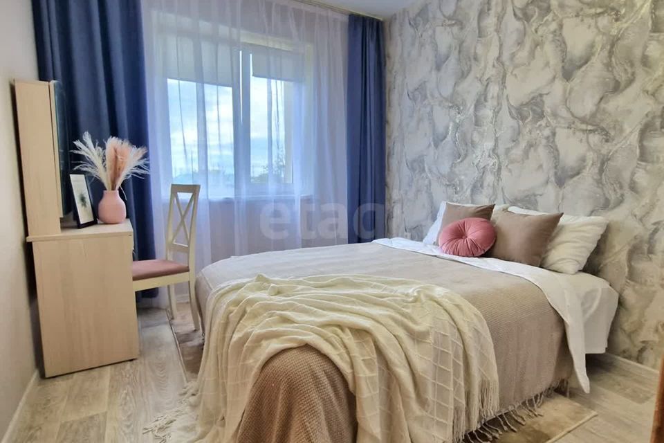 Продаётся 3-комнатная квартира, 65.4 м²