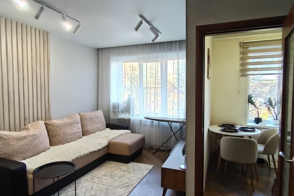 Продаётся 2-комнатная квартира, 41.2 м²