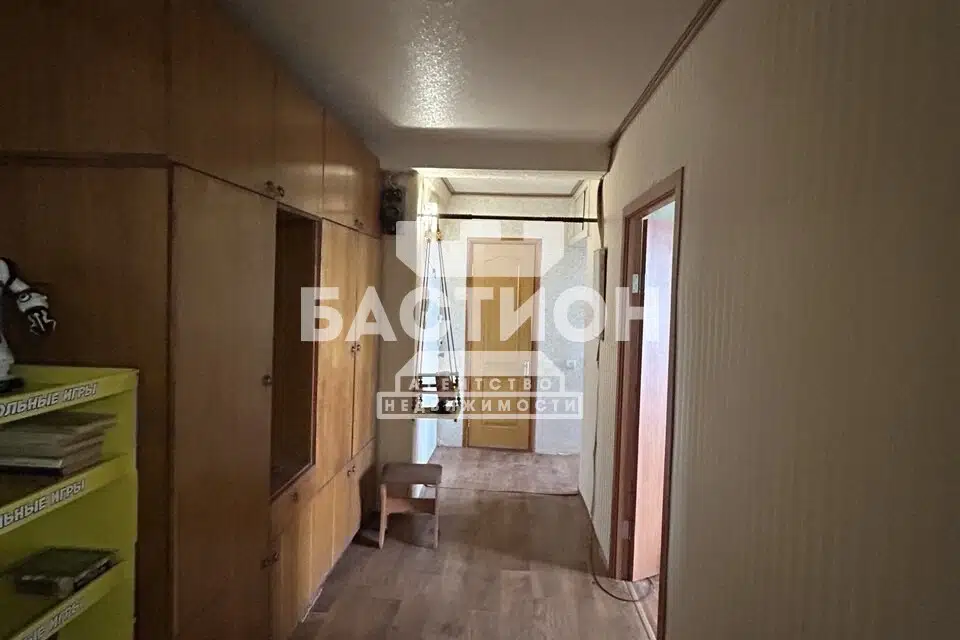 Продаётся 3-комнатная квартира, 65.4 м²