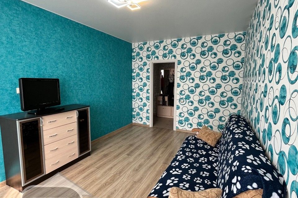 Продаётся 1-комнатная квартира, 37.4 м²
