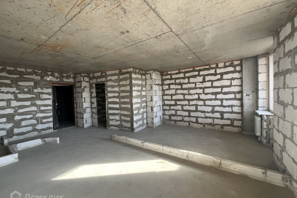 Продаётся 1-комнатная квартира, 42 м²