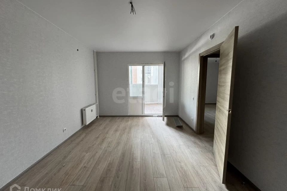 Продаётся 1-комнатная квартира, 40.3 м²
