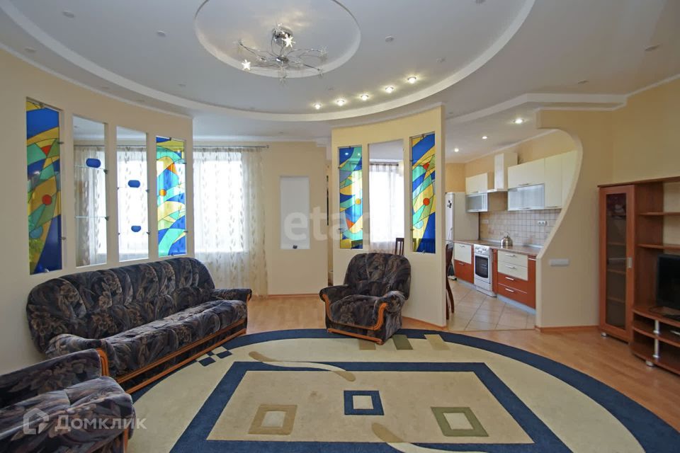Продаётся студия, 77 м²