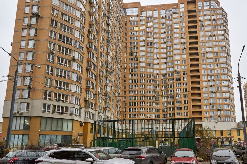 Продаётся 2-комнатная квартира, 65.6 м²