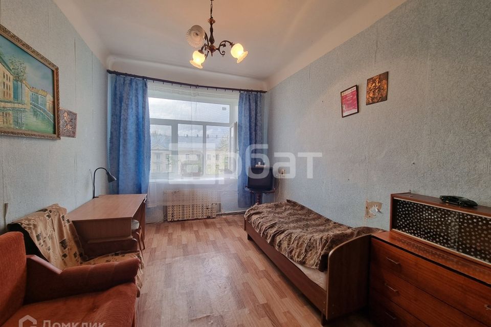 Продаётся 3-комнатная квартира, 71.3 м²