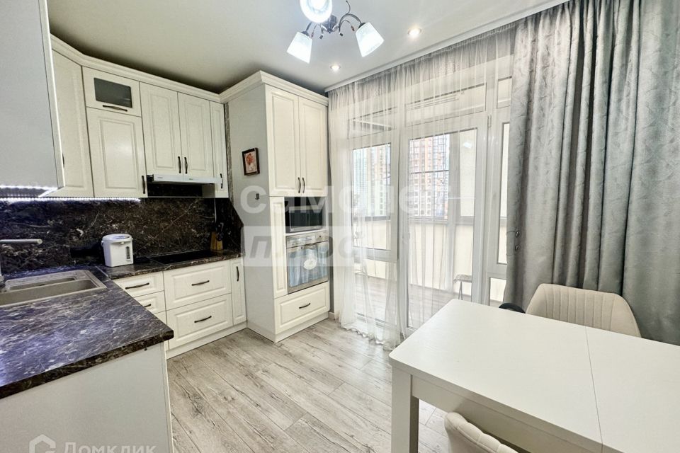 Продаётся 2-комнатная квартира, 64 м²