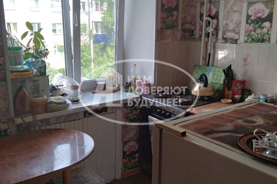 Продаётся 2-комнатная квартира, 42.4 м²