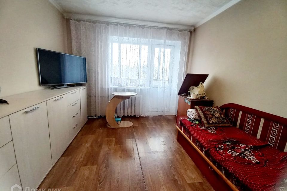 Продаётся 1-комнатная квартира, 32 м²