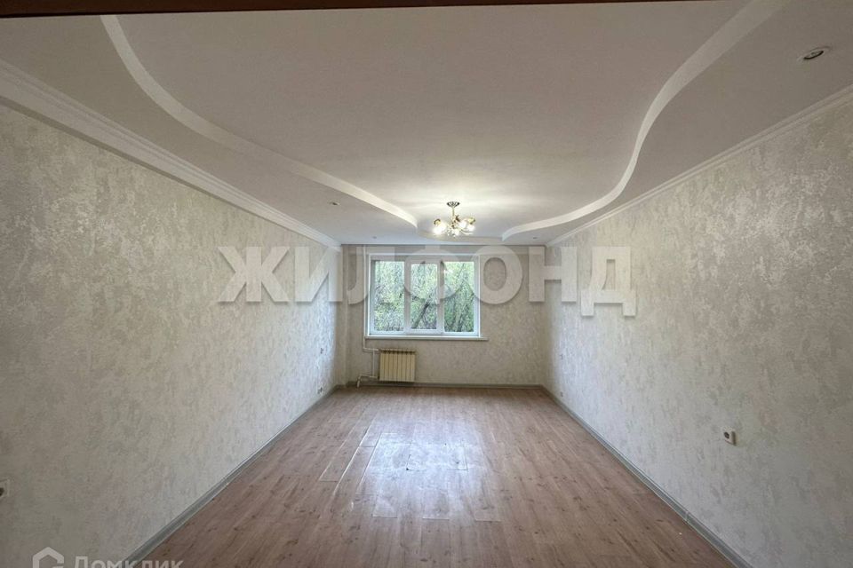 Продаётся 2-комнатная квартира, 70.8 м²