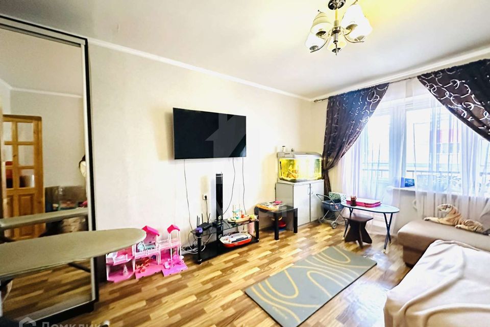 Продаётся 3-комнатная квартира, 103 м²